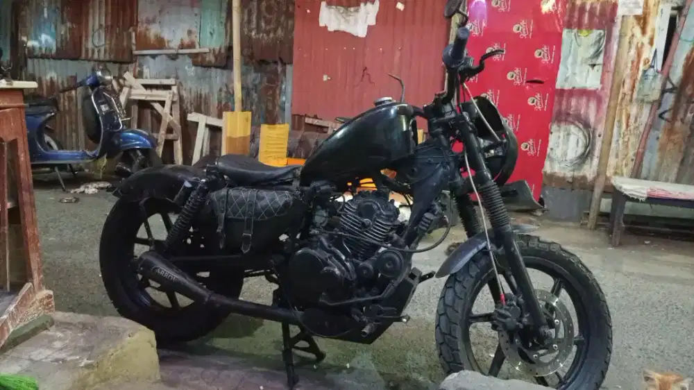 bobber basic p 200 cc