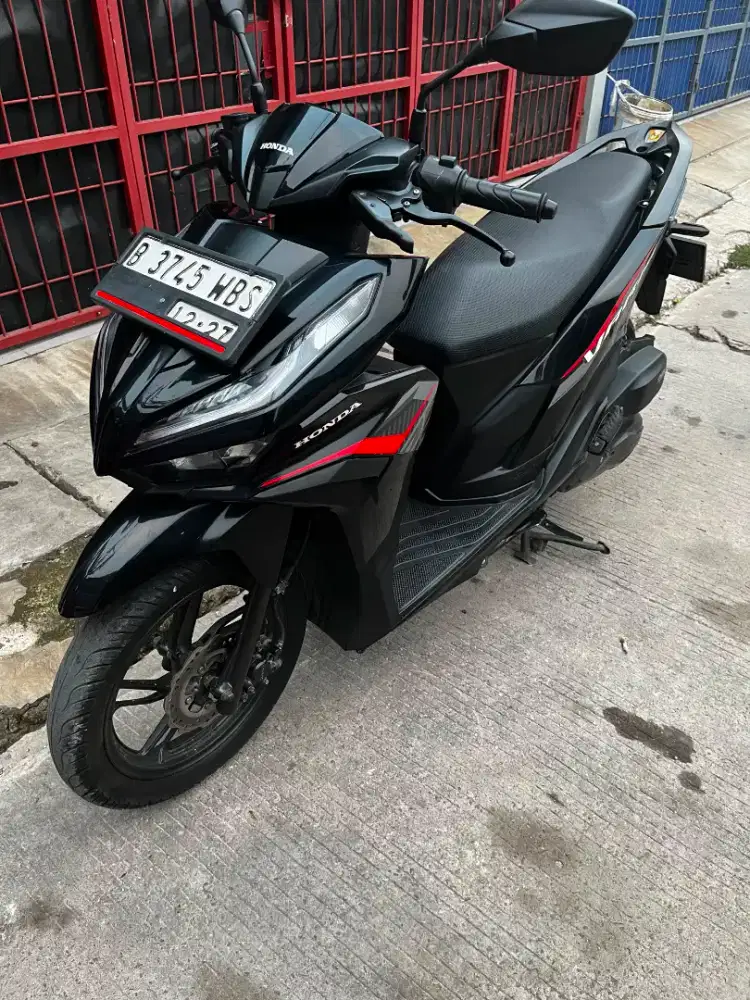 Vario 125 Gen 2 Cbs Kunci Hitam Glossy