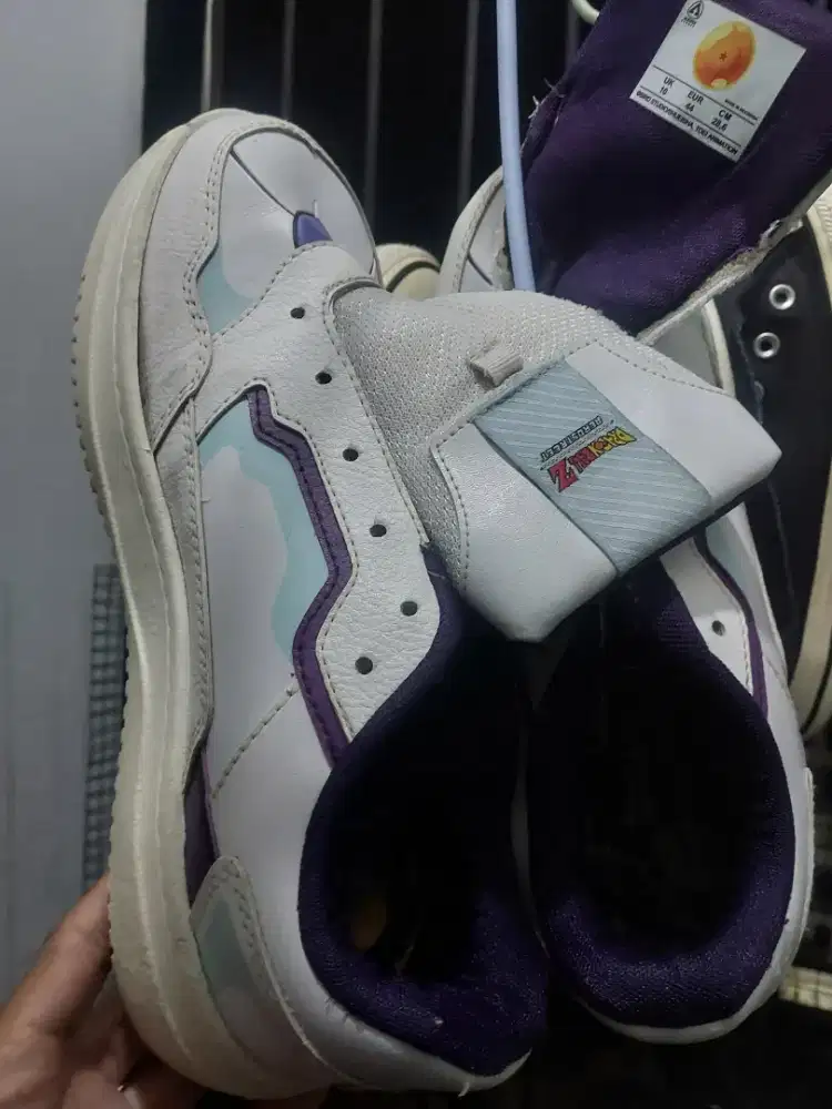 Sepatu aerostreet x dragonball (frieza)