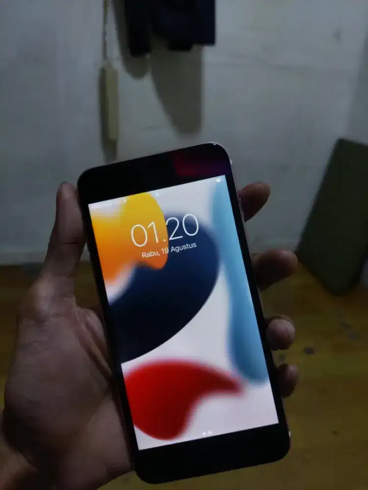 iphone 7 plus 128 gb ( baca deskripsi)