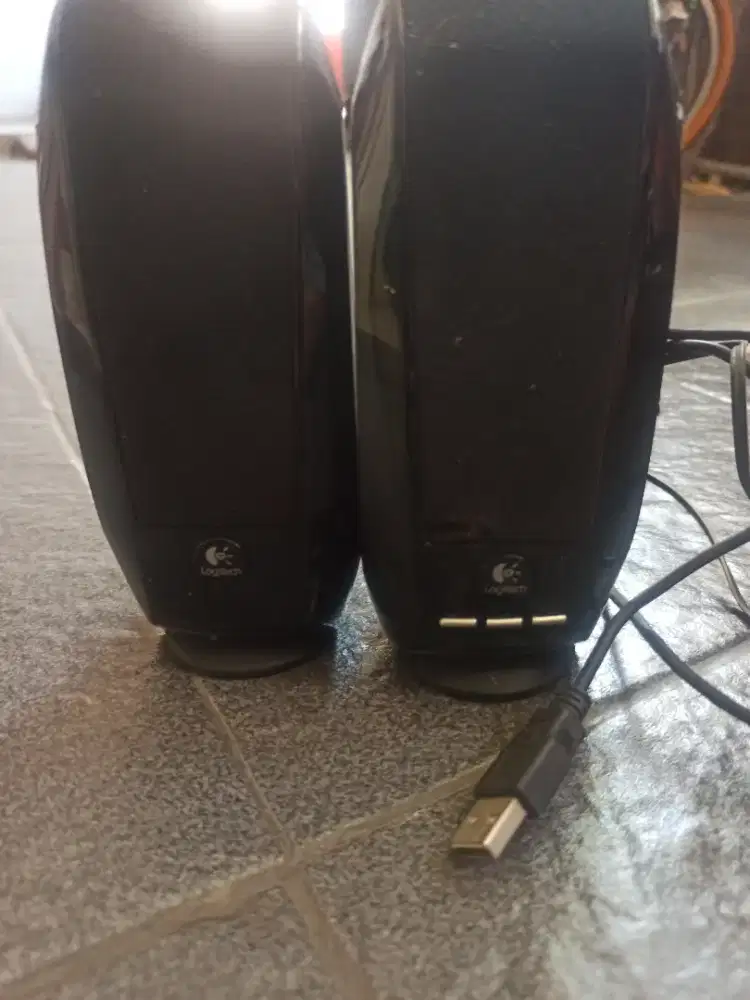 Speaker logitech