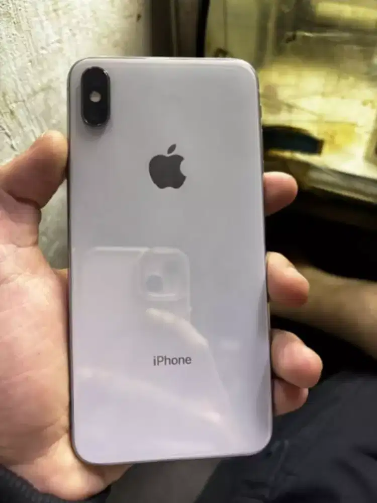 iPhone xs max 64gb silver