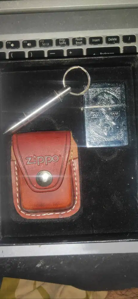 Zippo Original 1997 + Leather Pouch + Cigar Cutter