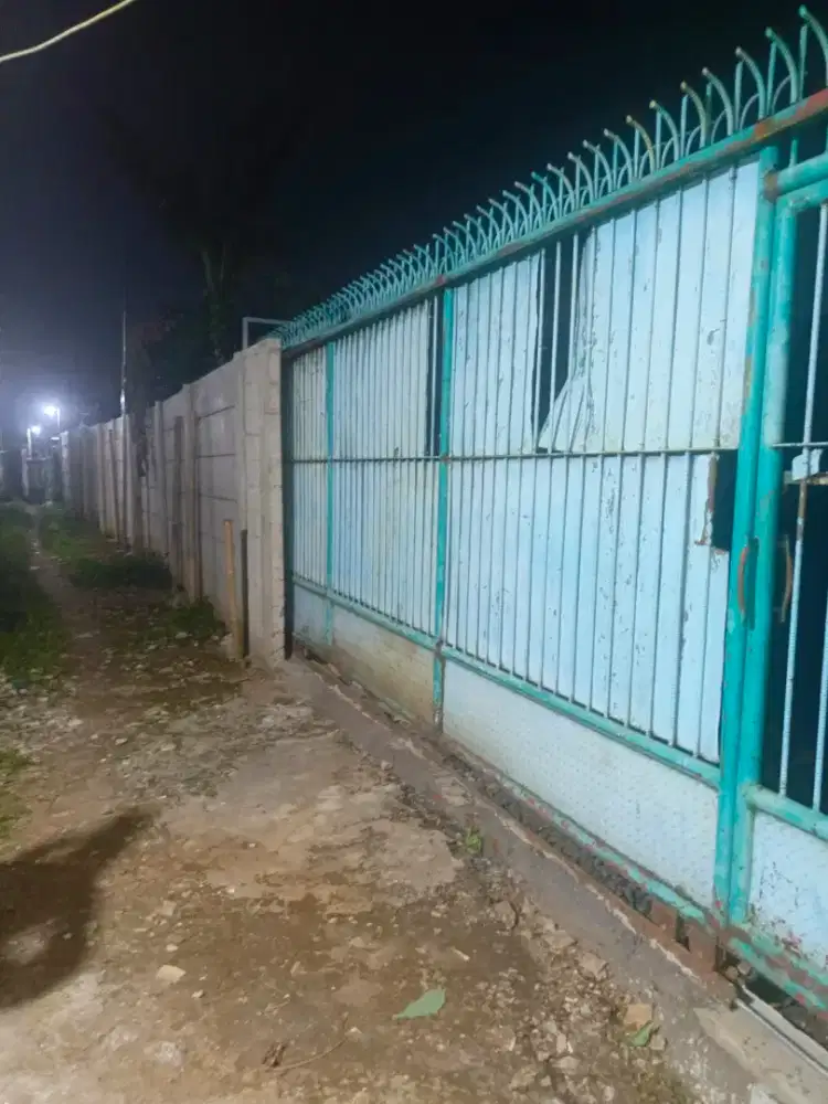 Penjaga Kebun Gardener (Baca Deskripsi)