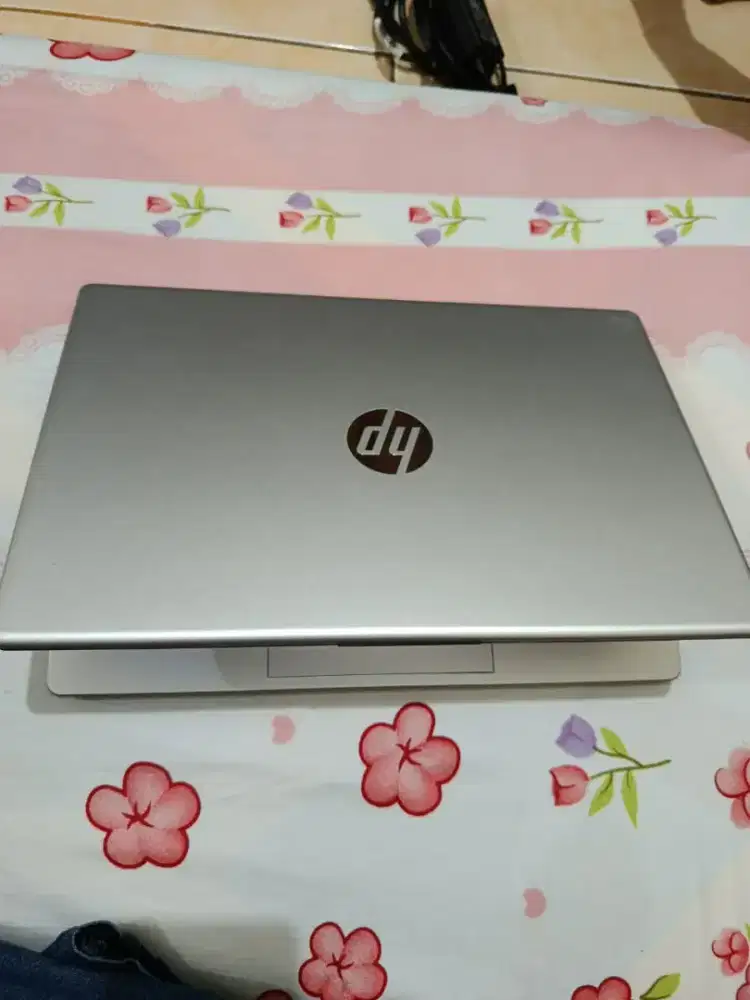 Laptop Hp 14-EM0320AU spek gahar