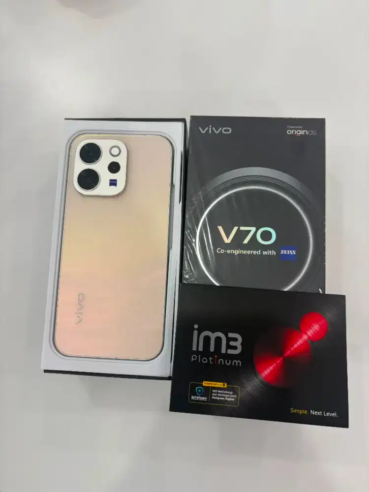 V70 free case, antigores, kuota 6bln cuma modal  KTP aja!