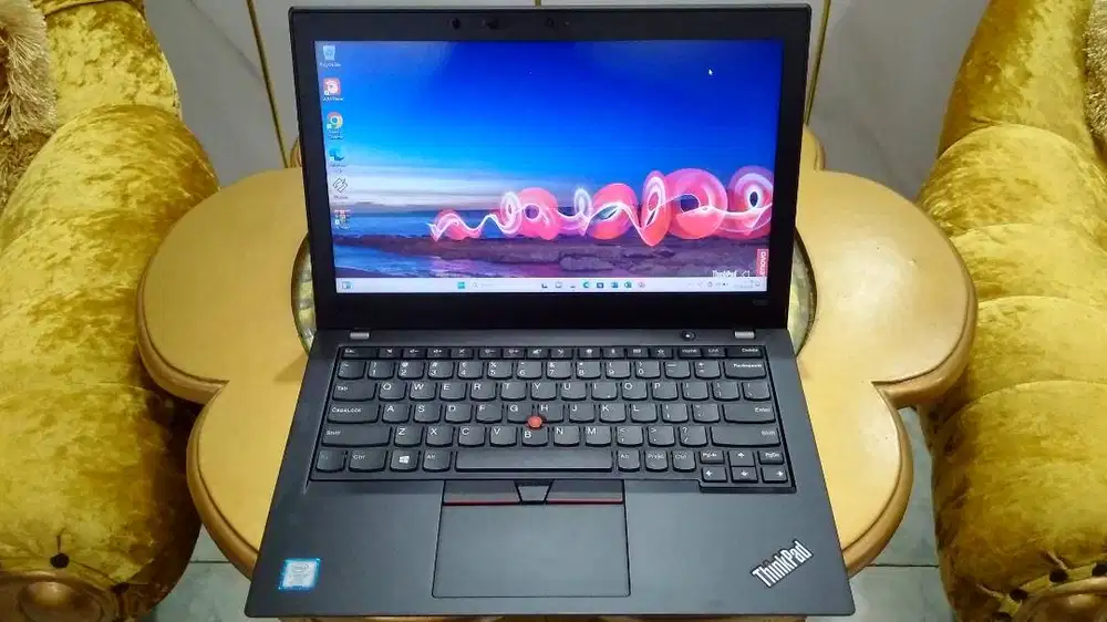 Laptop 12.5 inch Premium Slim Thinkpad X280 i7 8550U Ram 8GB SSD 512GB