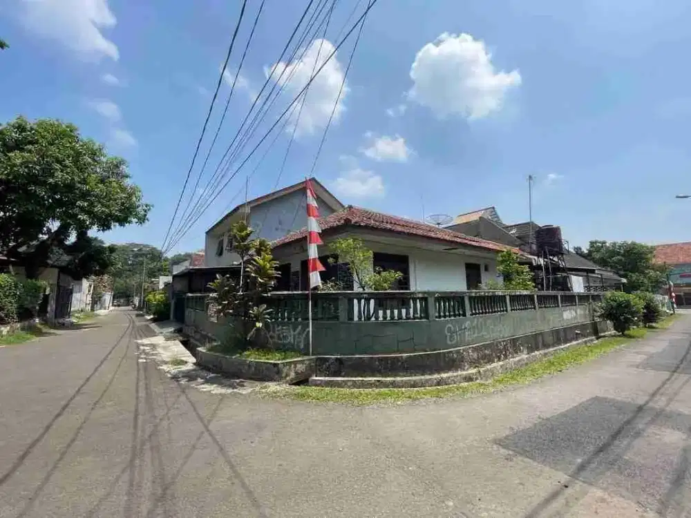 Rumah Hook Luas Tanah 326m, Ada Gas Alam di Sempur