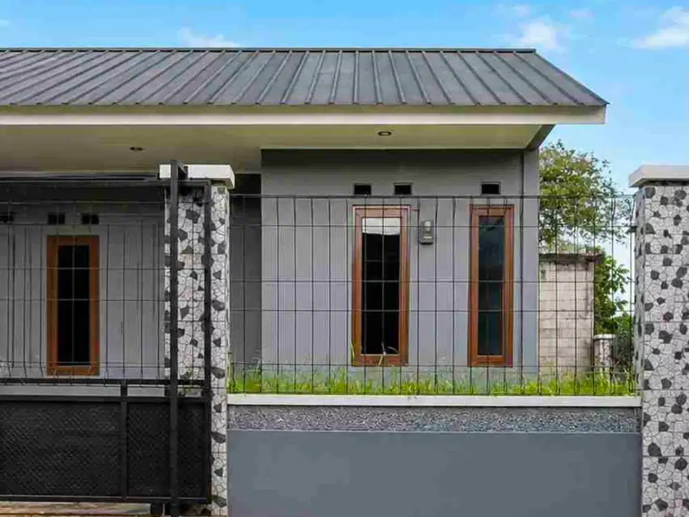 DIJUAL – Rumah 1 Lantai Hook Berpagar 5 Menit ke Jl. Raya Parung