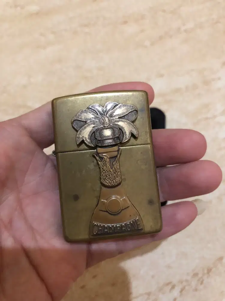 DIJUAL ZIPPO ANTIQUE BRASS PRODUKSI MEI 1996 ORIGINAL LENGKAP