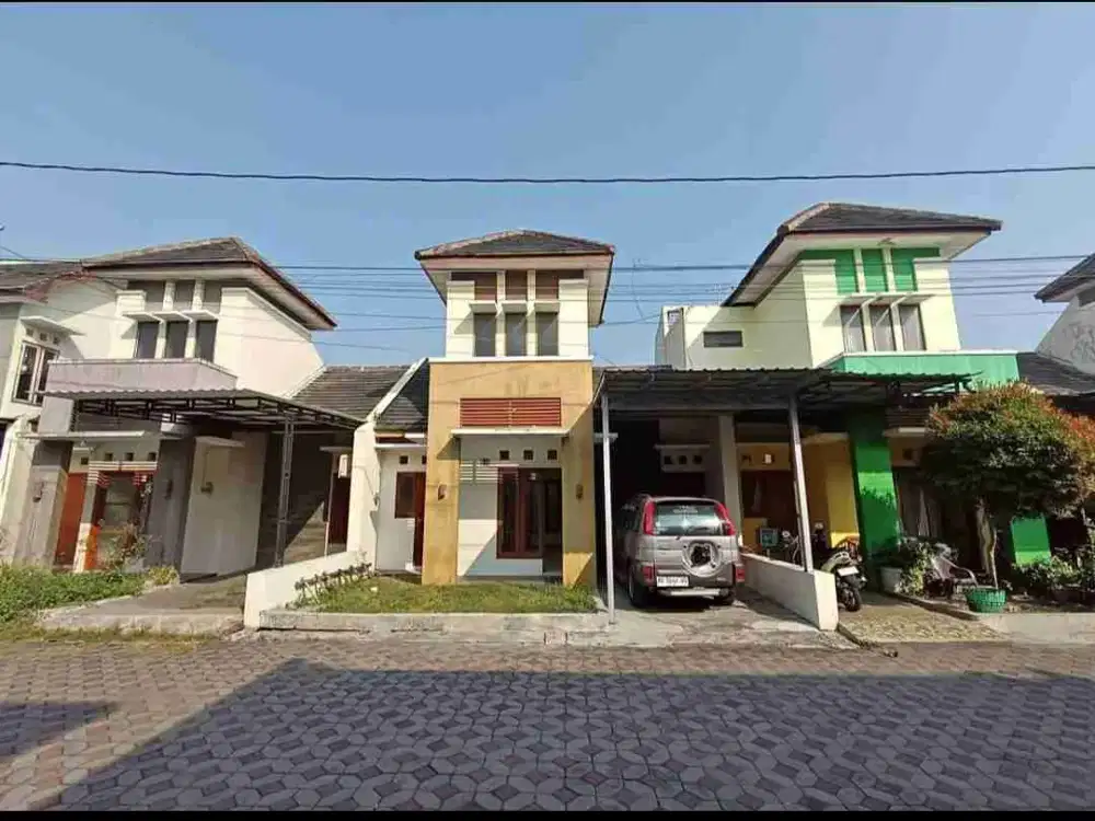 Dijual rumah di perumahan area Gentan jl mangesty