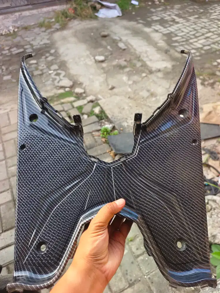 Stepfloor dek lantai honda vario KzR carbon hitam