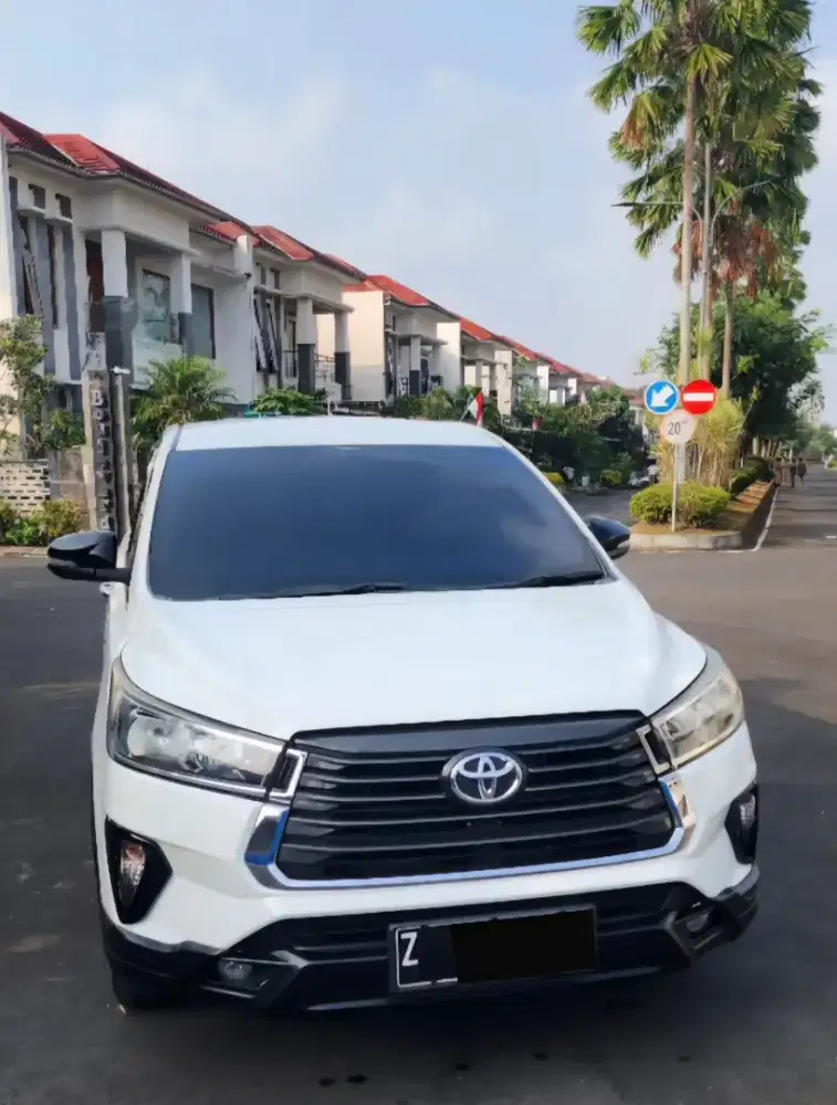 Innova Reborn Diesel Matic Facelift 2017