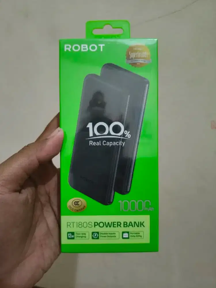 NEW Powerbank ROBOT RT180S