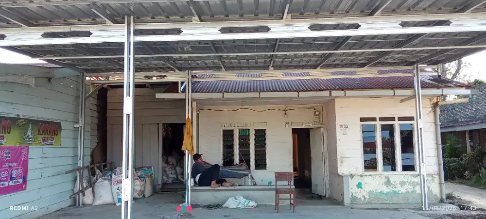 Pemasangan rangka atap bajaringan medan