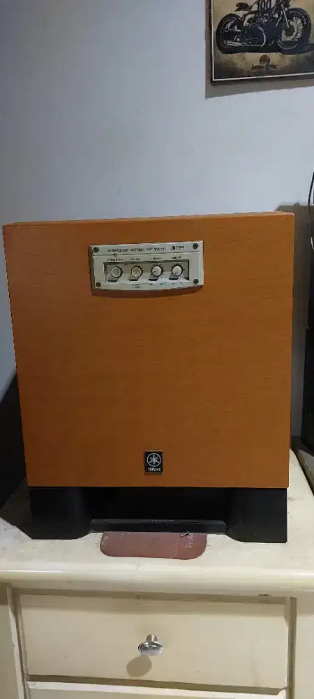 Sub woofer aktif yamaha..YST-SW315