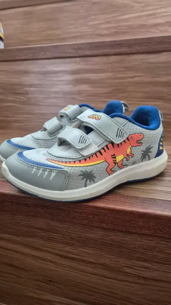 DIJUAL SEPATU BELI 1 DAPET 3