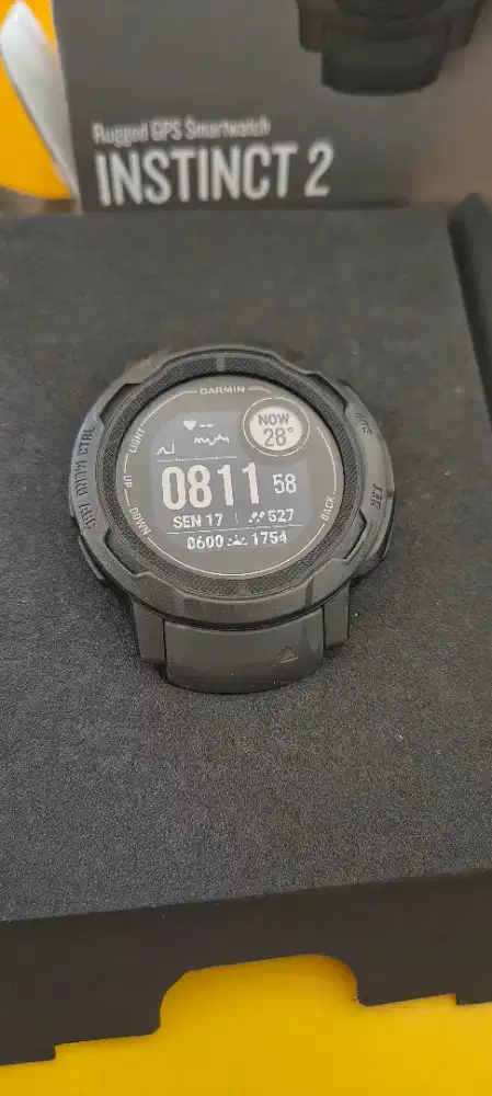 Garmin instinct 2 bukan solar