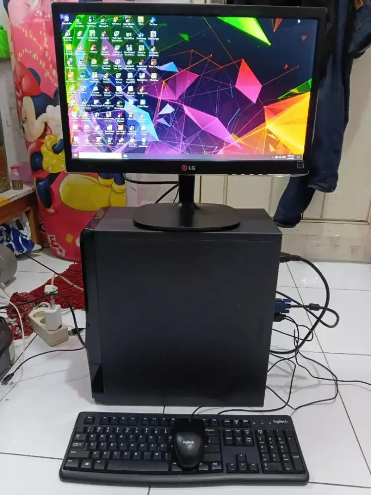 PC GAMING FULSET + LCD + RAM 8 GB + VGA 1 GB + HD 500 GB + GAMES APP