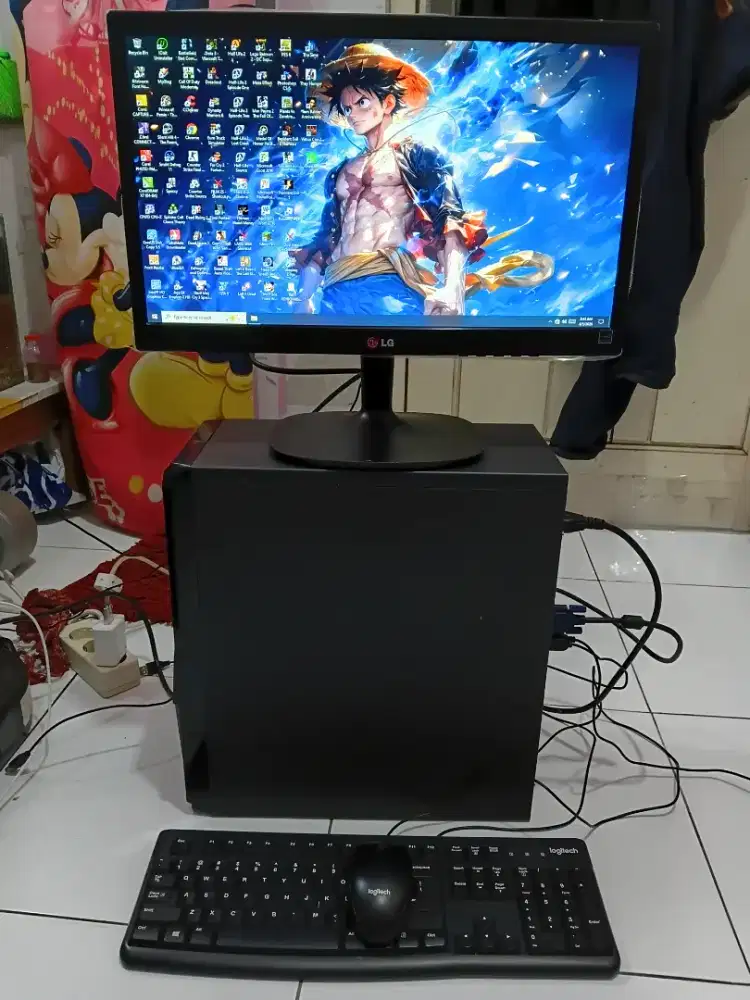 PC GAMING FULSET + LCD + RAM 8 GB + VGA 1 GB + HD 500 GB + GAMES APP