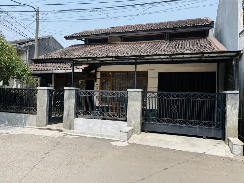 DIJUAL RUMAH HOOK MARGAHAYU RAYA JL TAMAN URANUS