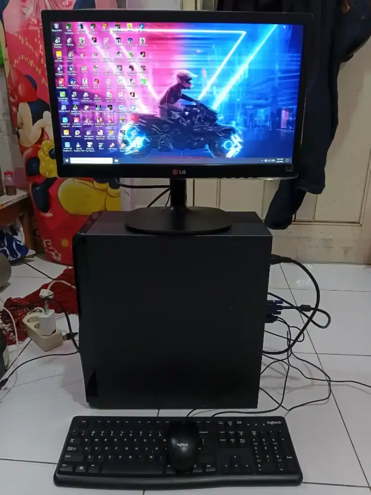 PC GAMING FULSET + LCD + RAM 8 GB + VGA 1 GB + HD 500 GB + GAMES APP