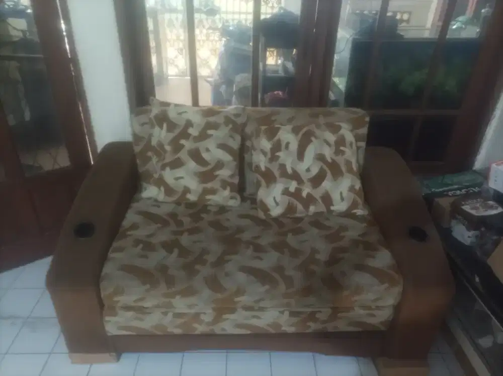 Sofa santai bisa jadi ranjang