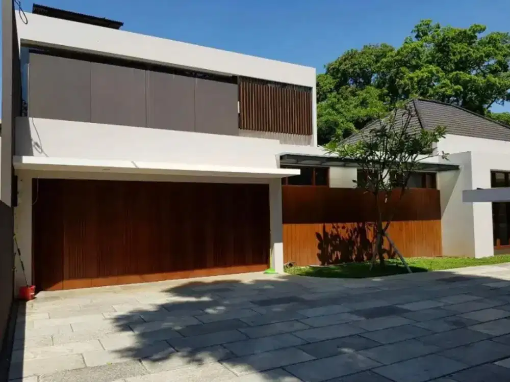 Rumah Mewah Lux 2 Lantai Luas Modern Tengah Kota di Cipaganti