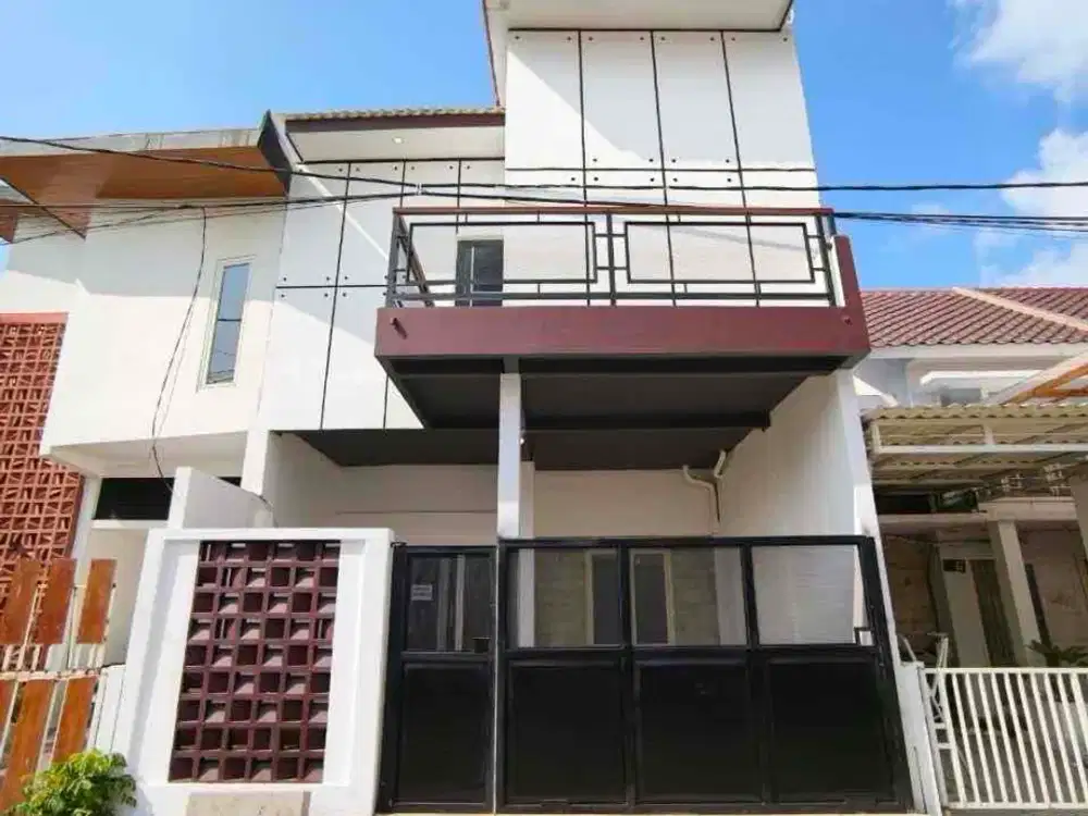 Dijual rumah siap huni bagus perumahan greenlake natural living sby timur