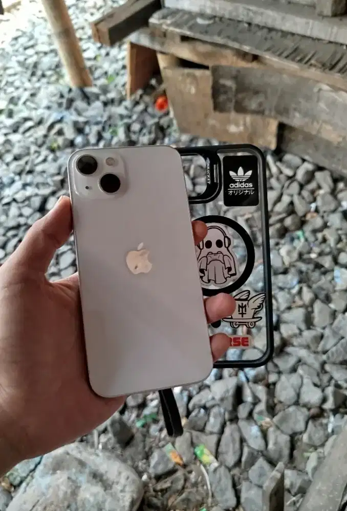 iPhone 13 128 (Starlight)