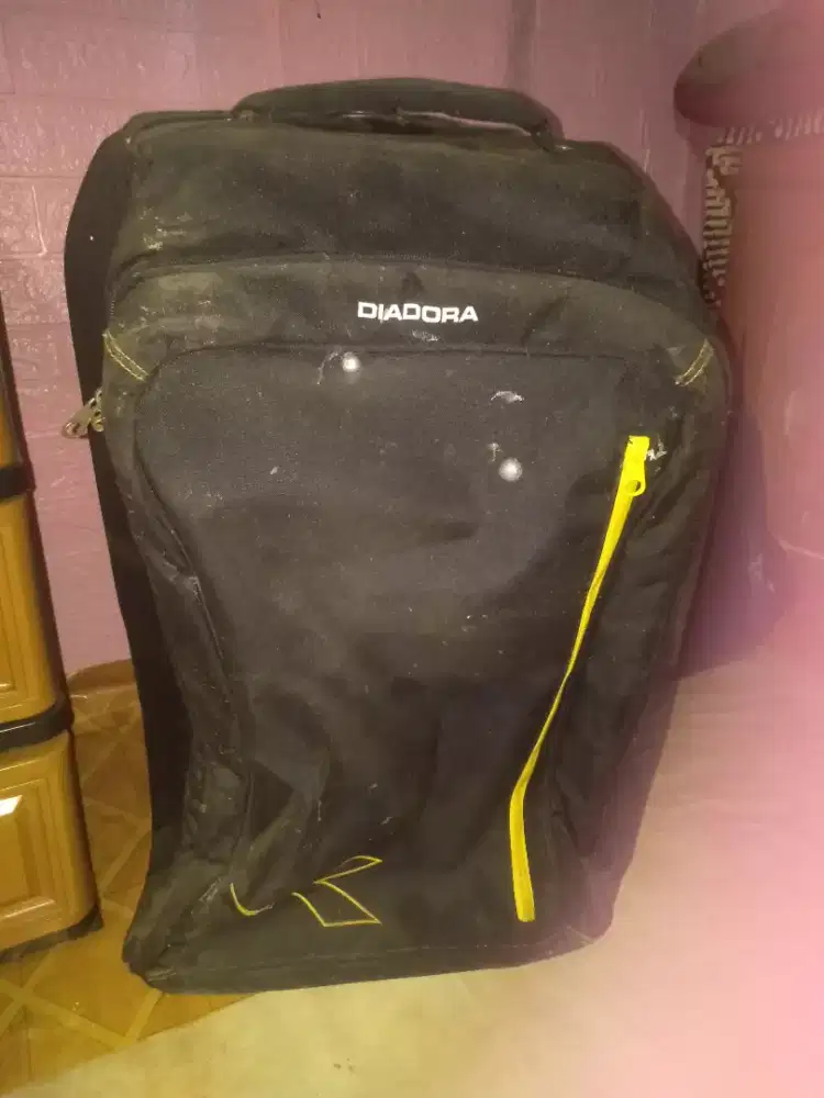 Koper diadora tinggi sepaha dewasa dulu beli di Hypermart