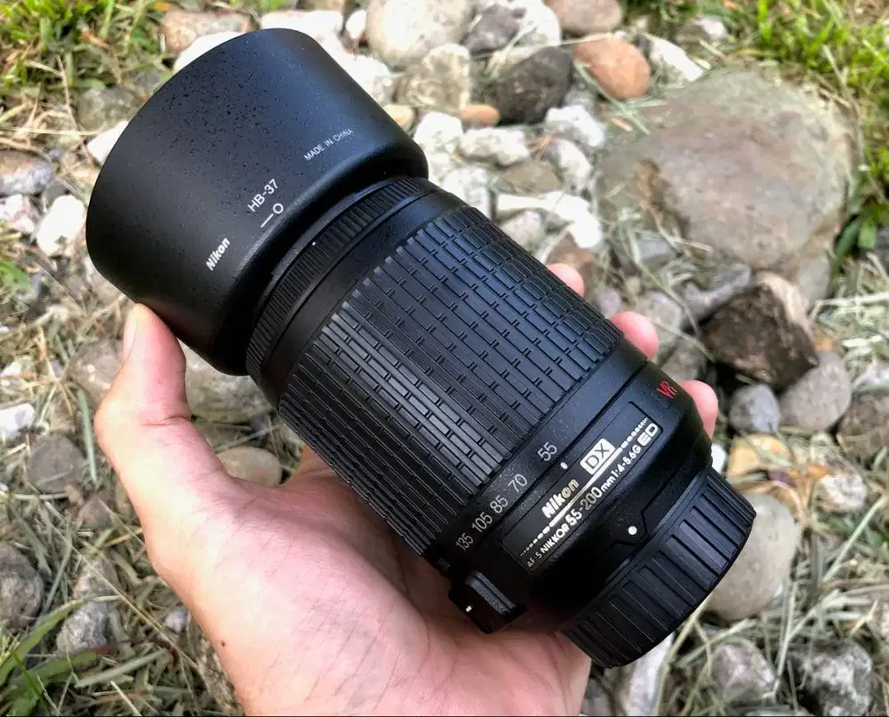 Lensa Nikon 55-200mm VR Mulus