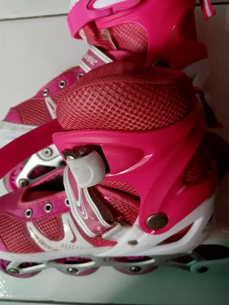 Sepatu Roda anak