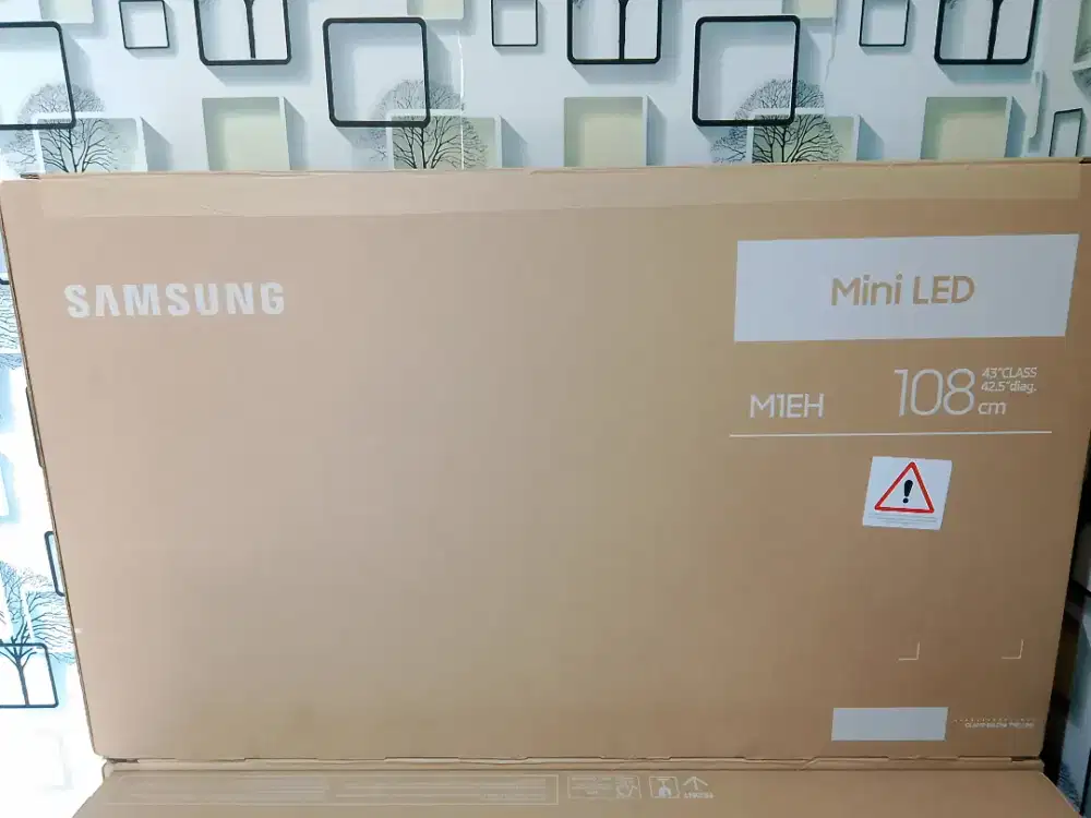Samsung mini LED 43 inch 43M1EH smart tv layar 4K