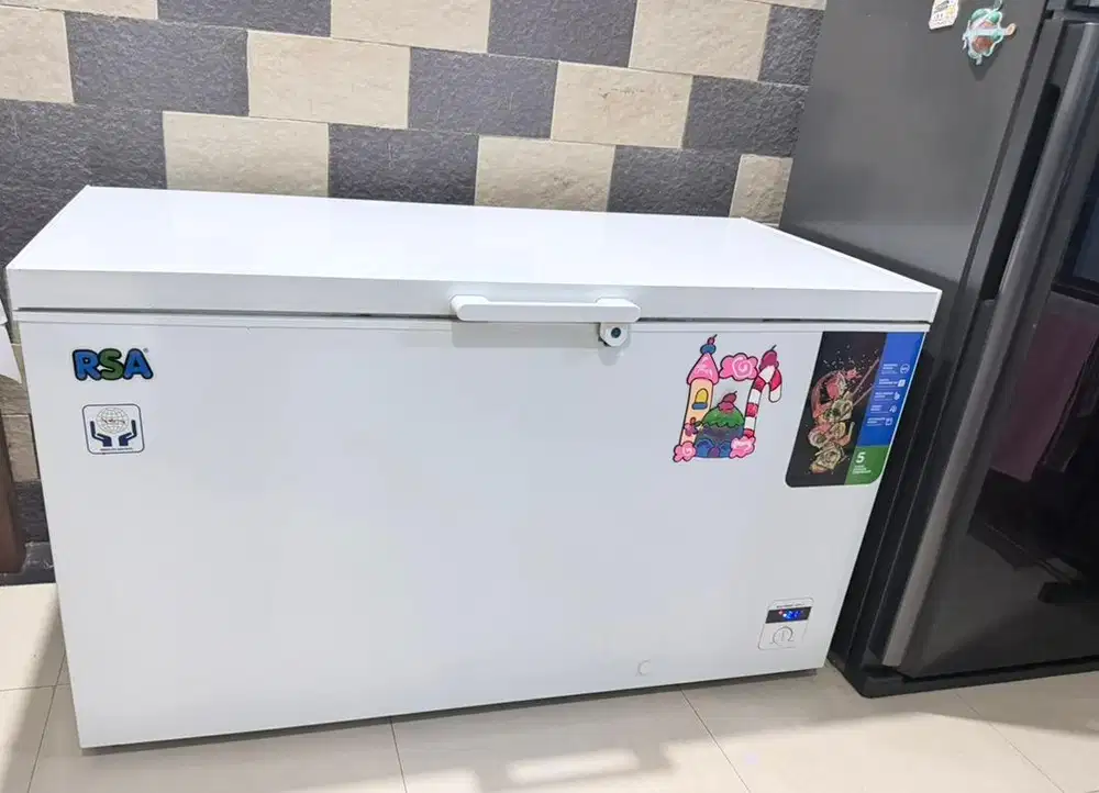 Dijual Chest Freezer Bekas Kapasitas 450 liter