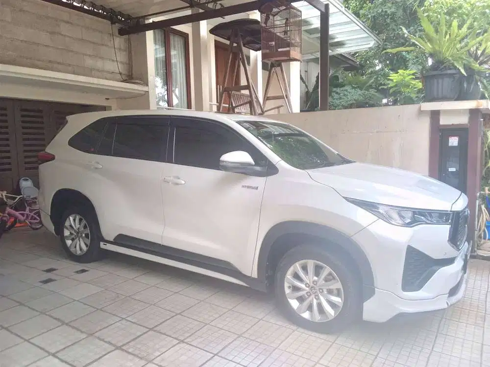Toyota Kijang Innova 2024 Bensin