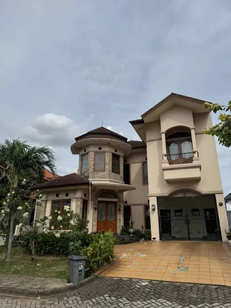 Jual Murah Rumah Besar
Kemang Pratama Regency Bekasi