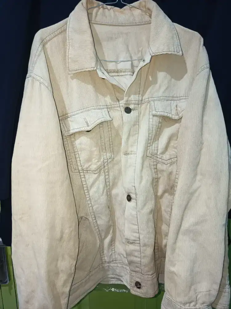 Jaket bahan corduroy