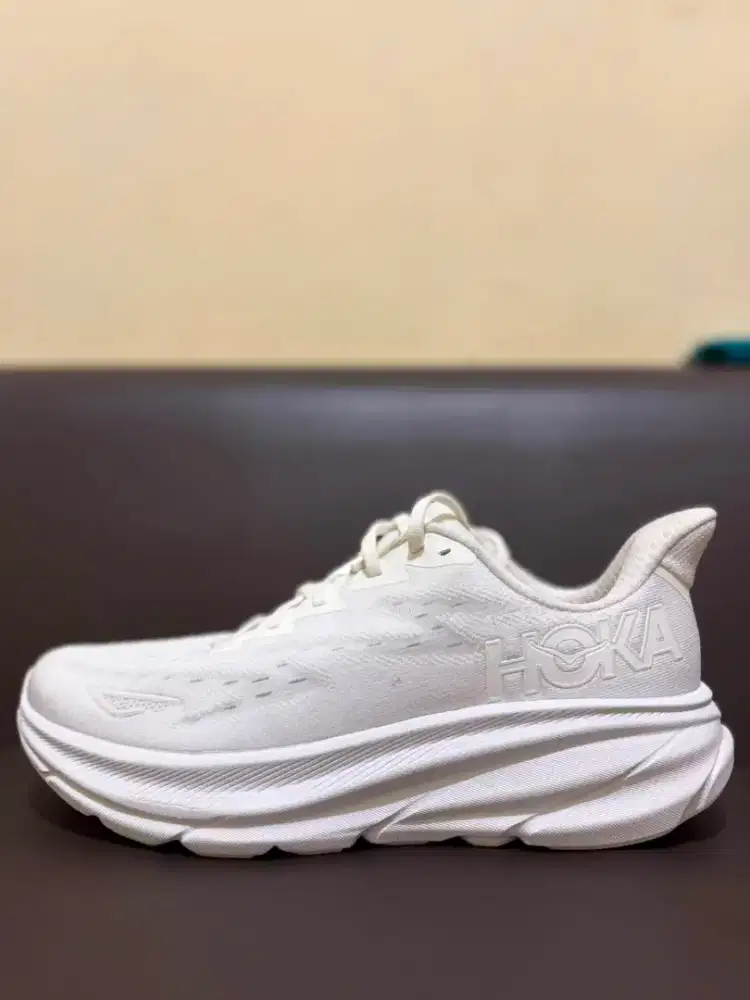 Sepatu hoka clifton 9 ori (40) sport/running