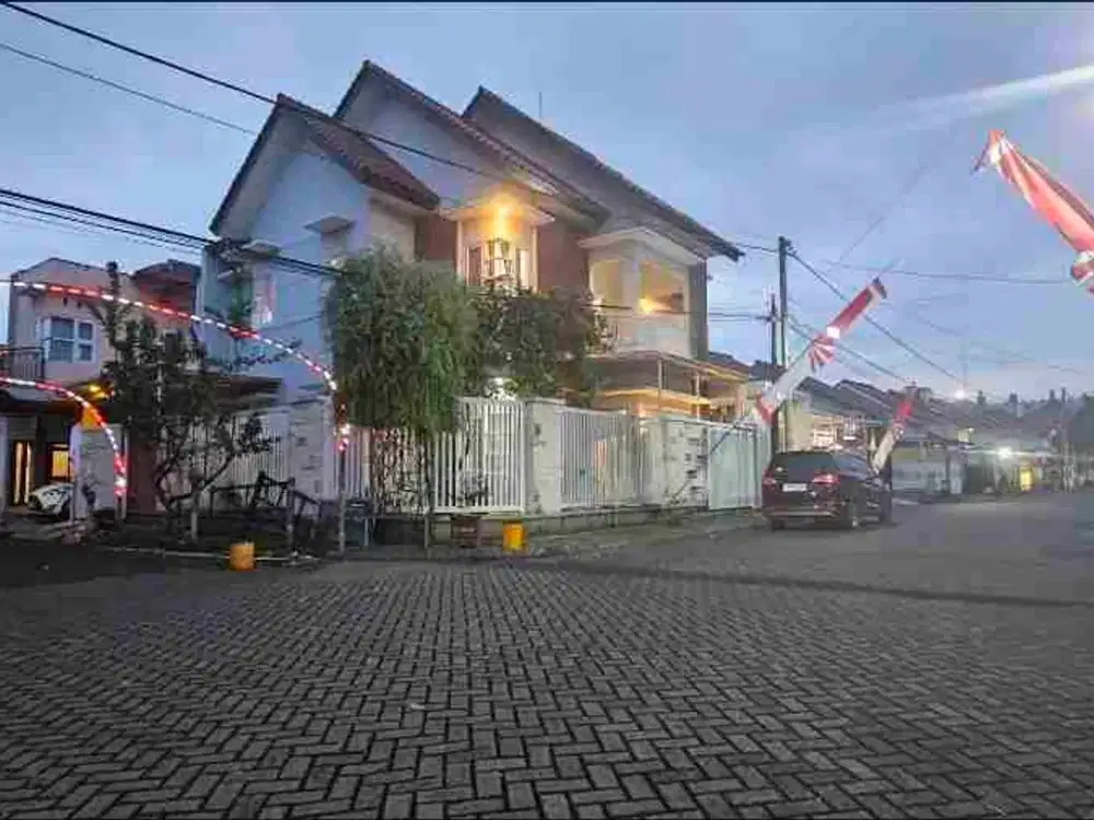 rumah mewah hook jalan 10 meter di sulfat dekat rs puri bunda dan 100 m dari jalan raya la sucipto. blimbing dekat jalan tol dan bonus furniture