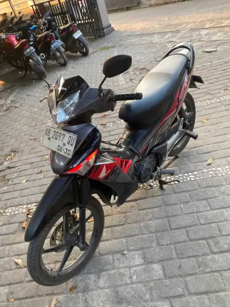 Honda Supra 125 karburator THN 2010 plat AB sleman