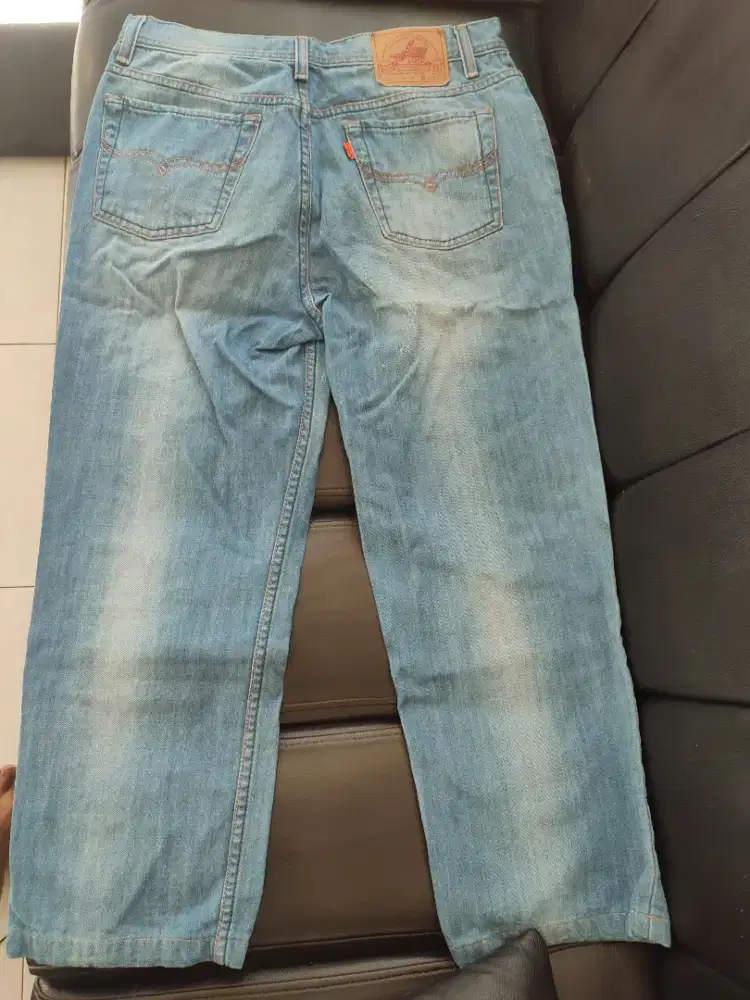 Celana jeans LEA spesial edition ( 100% ORIGINAL )
