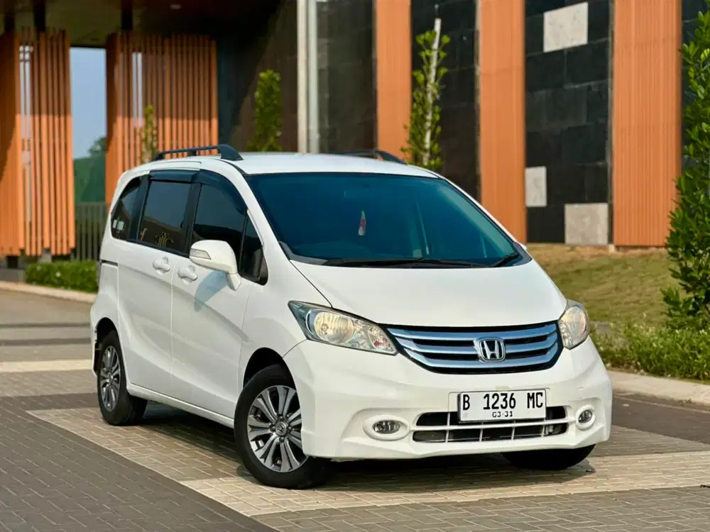 HONDA FREED PSD E 1.5 METIK 2016
