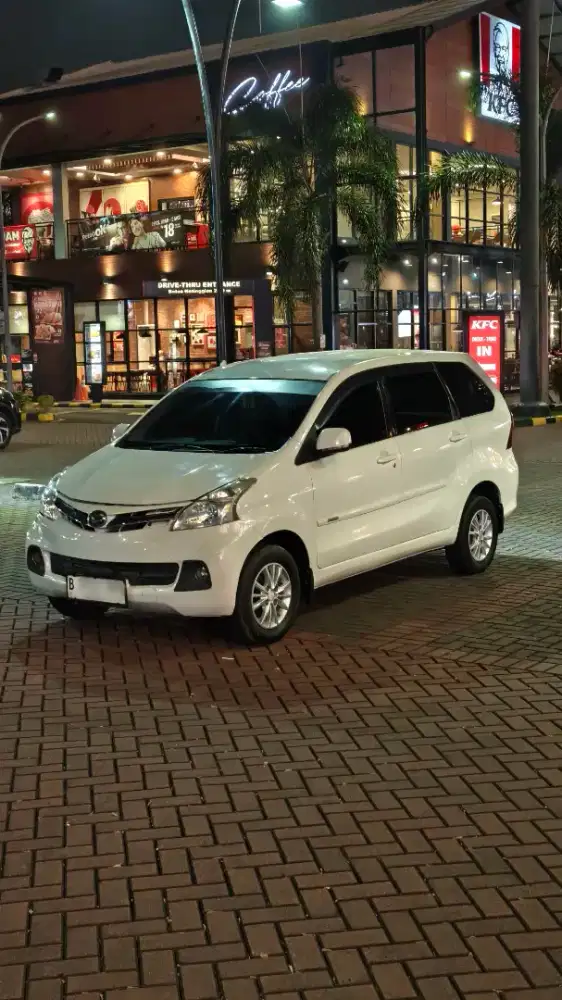 Daihatsu Xenia R Deluxe Manual 2014 MT Putih Avanza Veloz