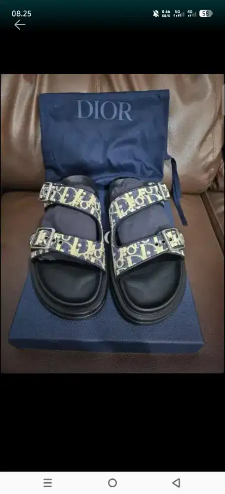 Dijual sendal dior