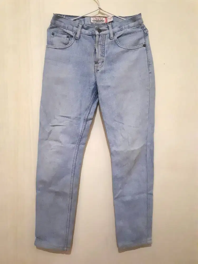 Celana Jeans Pria,  CRUST Fading Size 27 P : 100 cm, LP : +72 cm