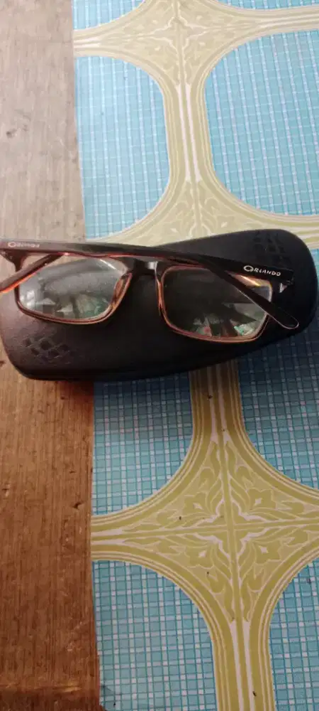 Kacamata brand Orlando orijinal lensa kaca