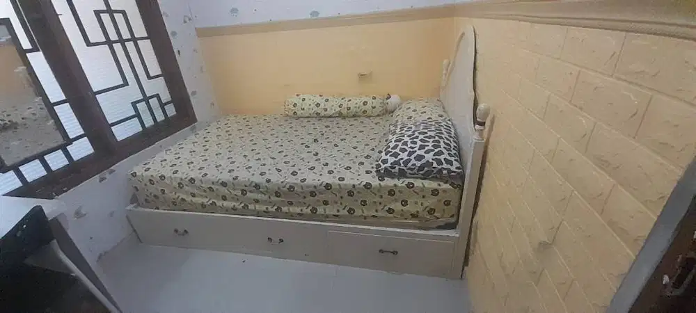 dijual springbed bekas ukuran 120x200
