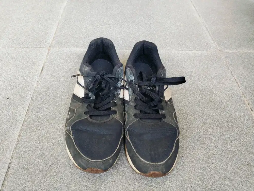Sepatu Kets Branded