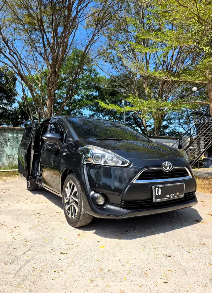 Sienta V Metik Siap Pakai